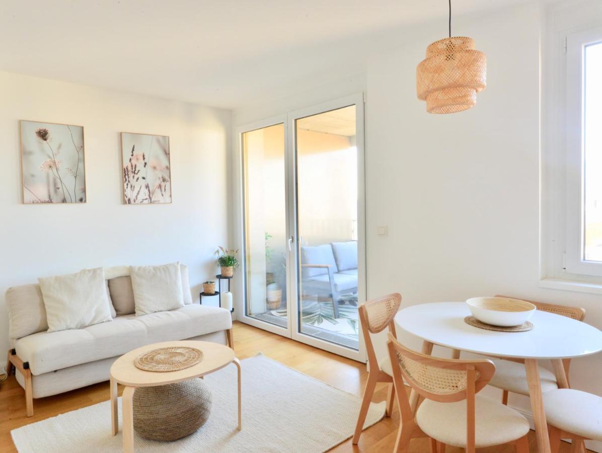 Modern & Stylish Close To Centre Apartment Wina Bagian luar foto