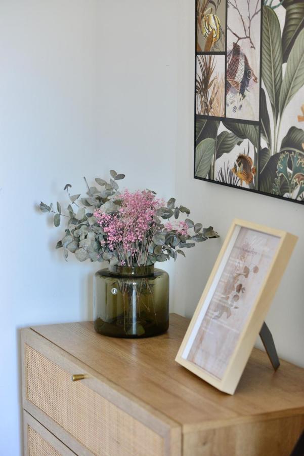 Modern & Stylish Close To Centre Apartment Wina Bagian luar foto